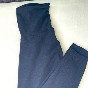 Beyond the Bump by Beyond Yoga maternity leggings
